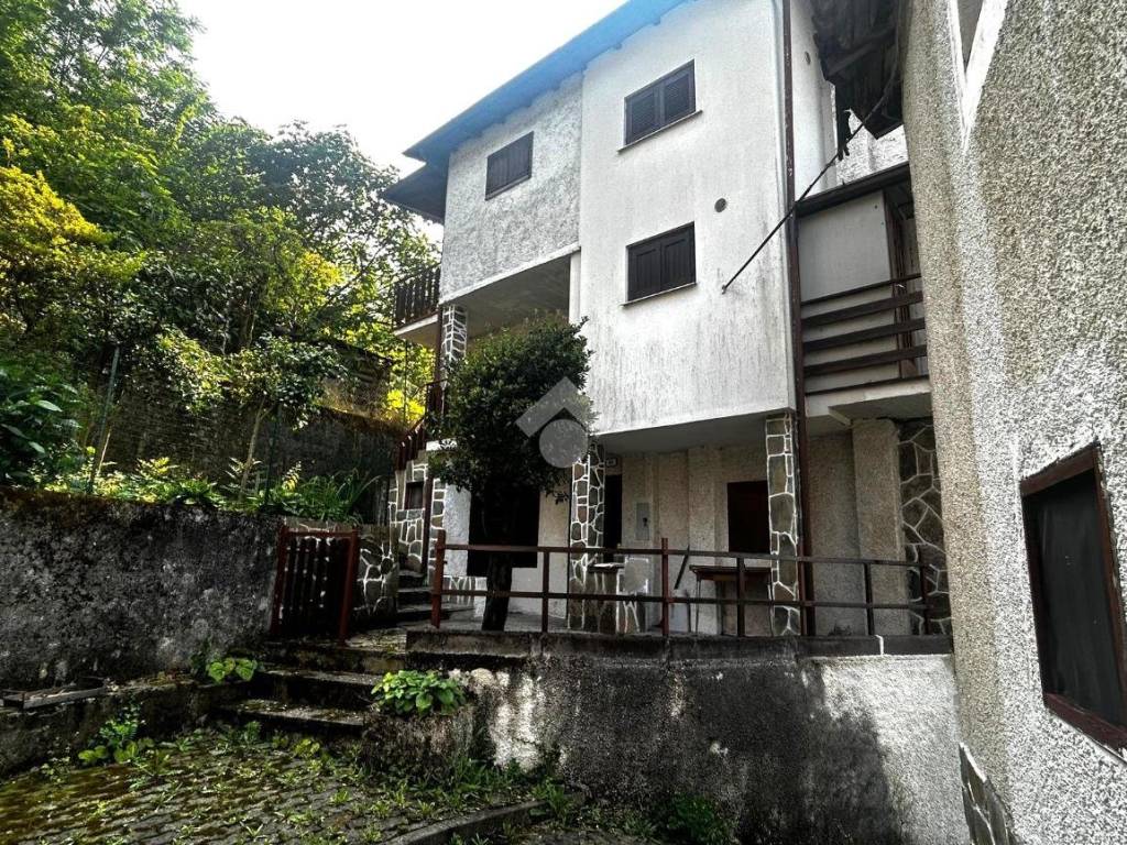 Casa indipendente a Piantedo in Via Cà di Rocc, 80 - Foto 3