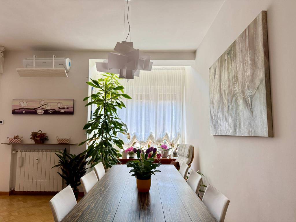 Appartamento a Trieste in Via Pellegrino Matteucci, 8 - Foto 2