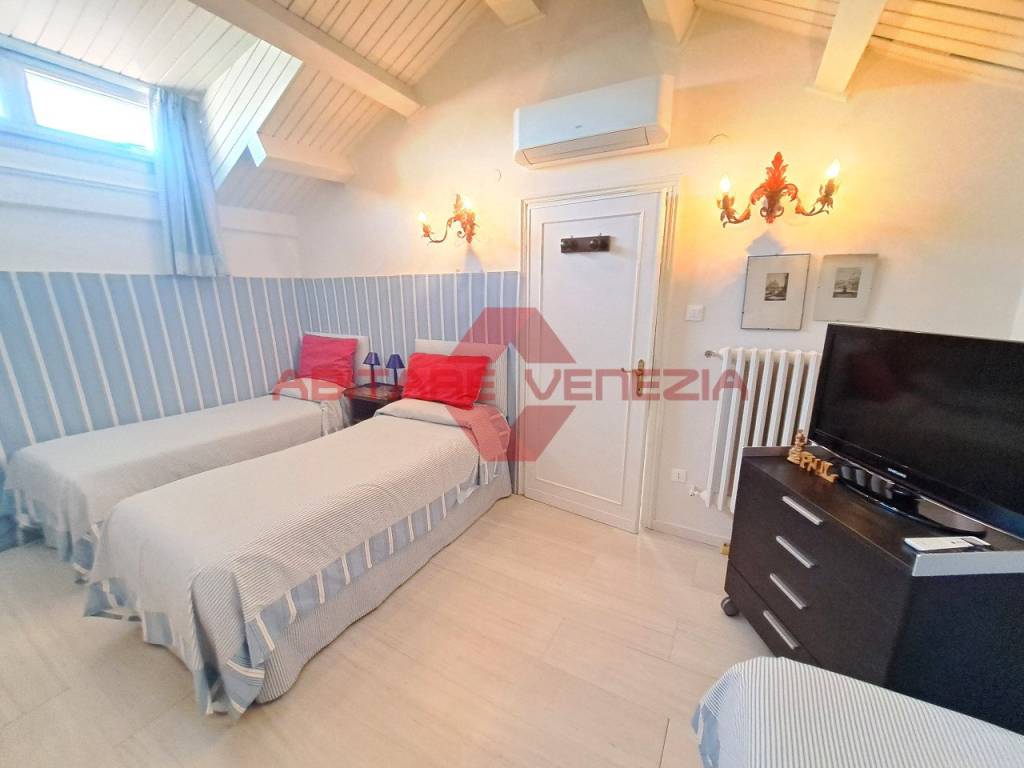 Appartamento a Venezia in Via Lorenzo Marcello - Foto 2