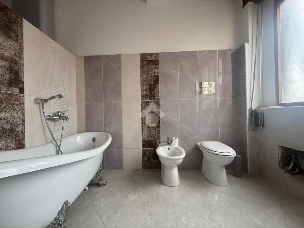 Appartamento a Reggio calabria in Via Aschenez, 26 - Foto 3