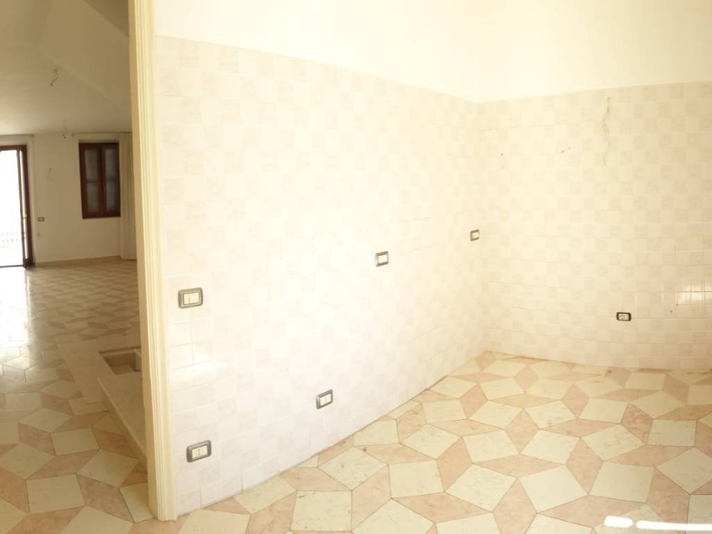 Casa indipendente a Civitanova marche in Via Carena - Foto 3