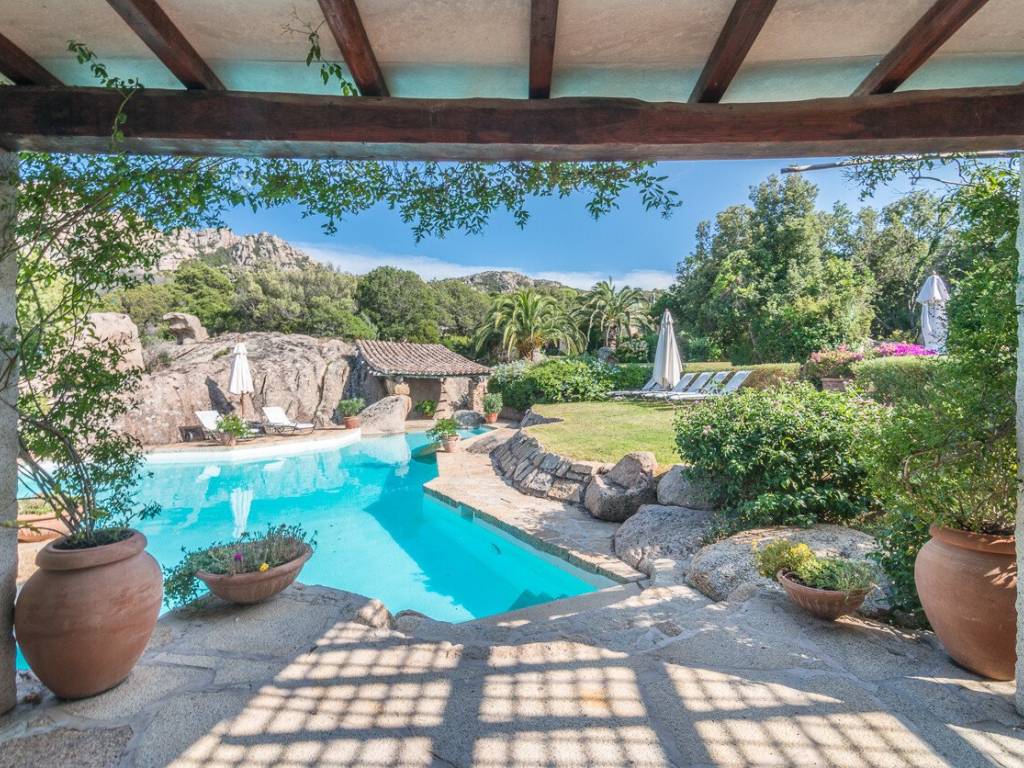 Villa a Arzachena in Via Casi Bianchi - Foto 4