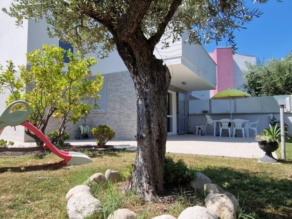 Villa a Montesilvano in Via Chiappinello, 54 - Foto 3