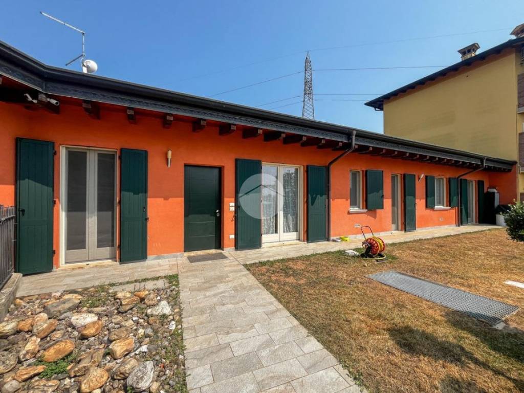 Villetta a schiera a Castrezzato in Via Barussa - Foto 4