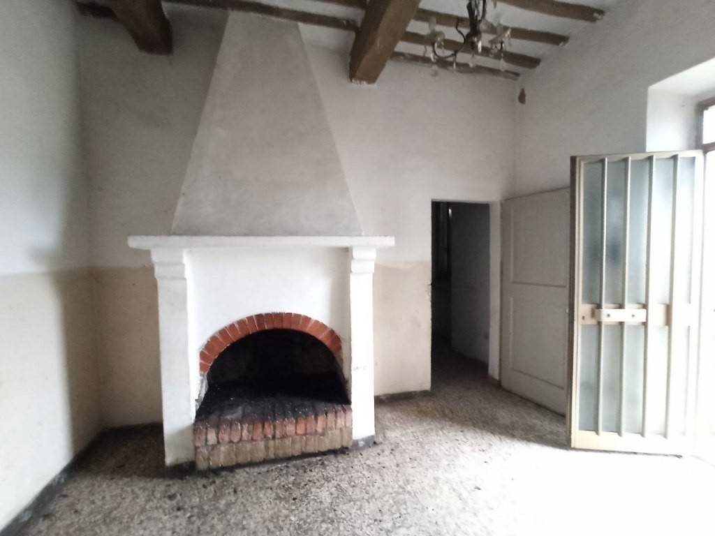 Appartamento a Castiglione del lago in Via della Colonnetta Pineta - Foto 4