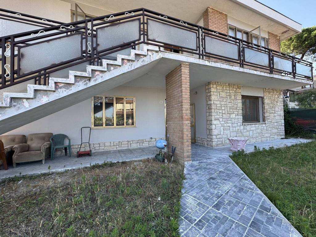 Villa a Porto viro in Via Roma, 5 - Foto 2