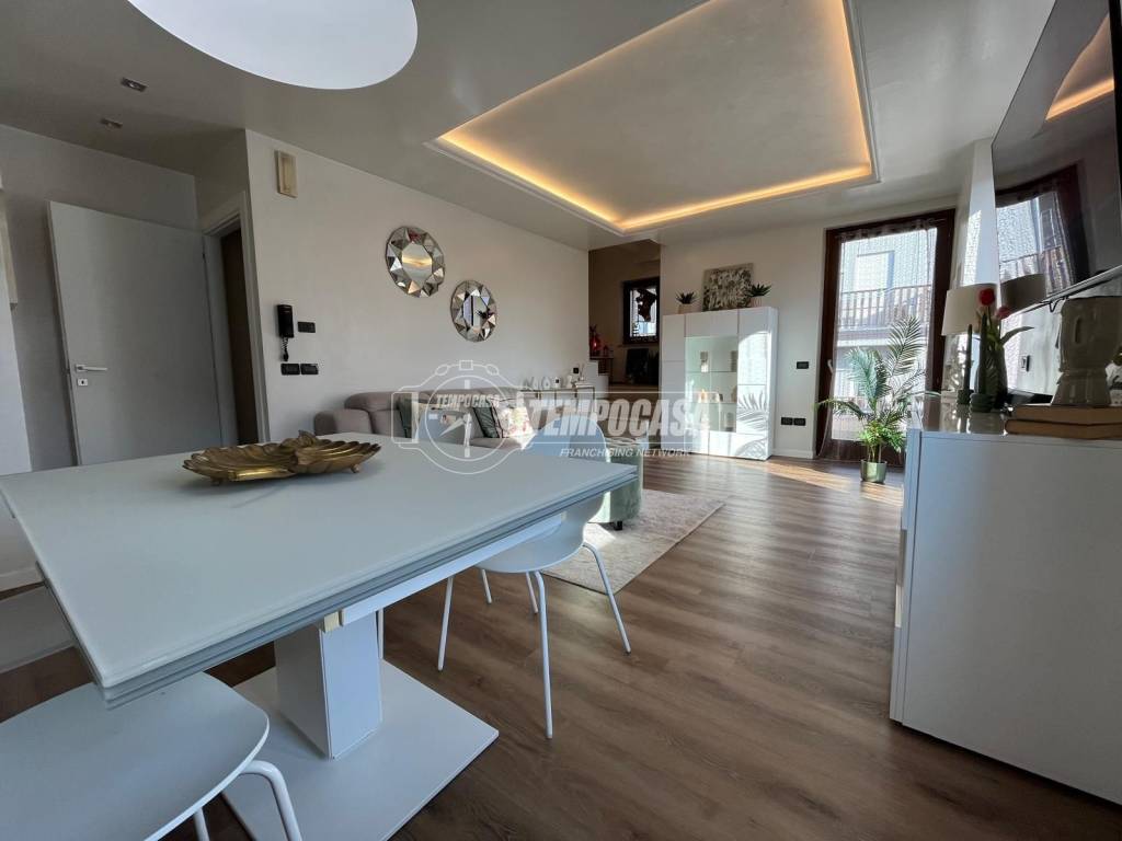 Villa a Peschiera del garda in Via Goito - Foto 2