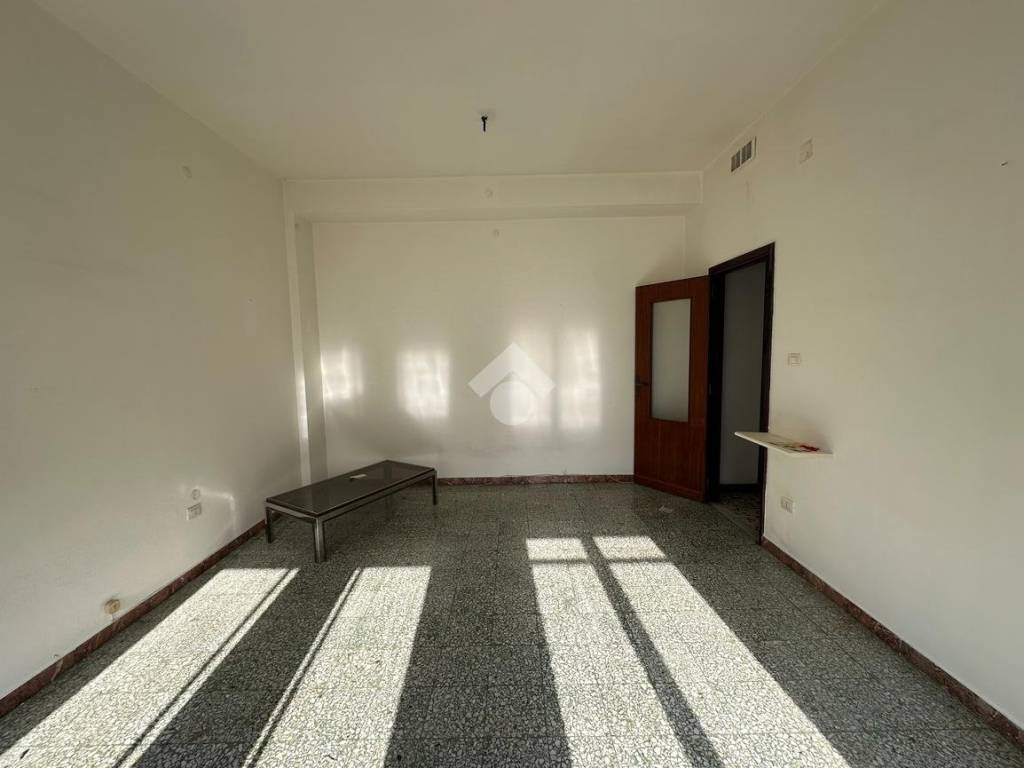 Appartamento a Cagliari in Via Vincenzo Monti, 19 - Foto 4
