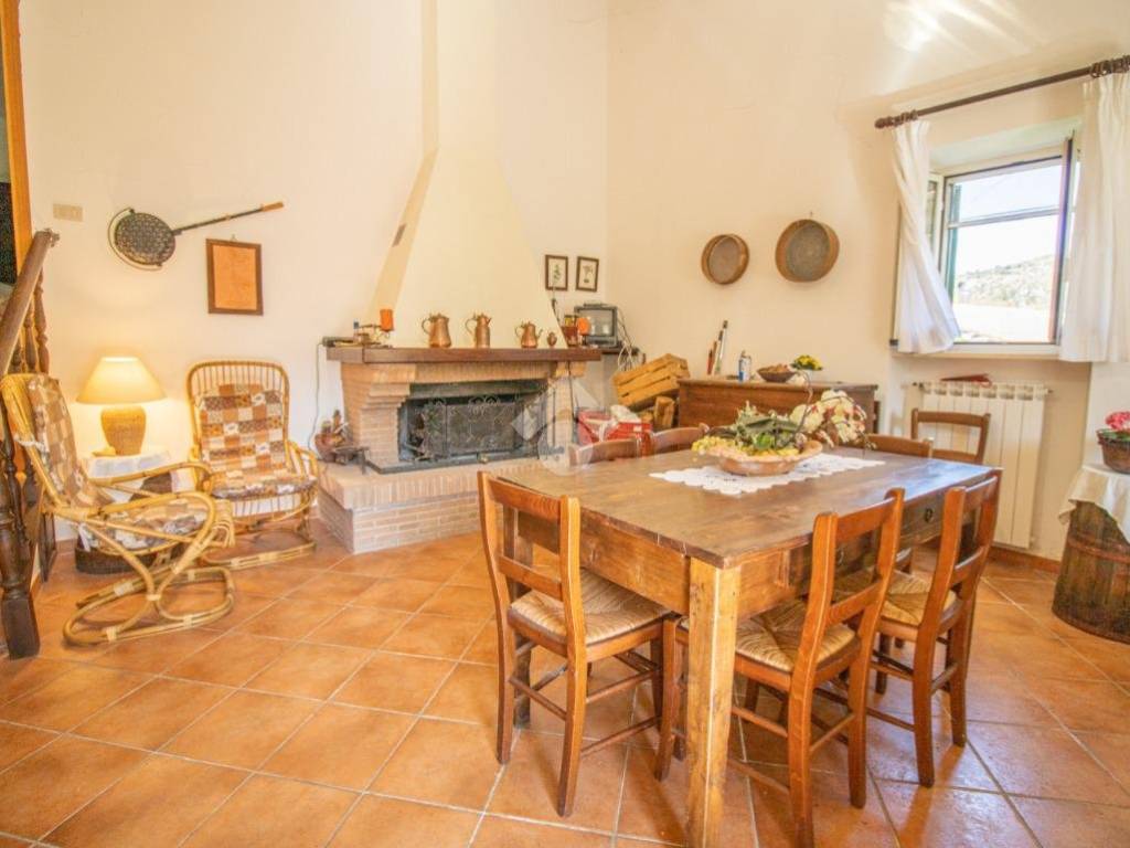 Casa indipendente a Cottanello in Via del Colle della Fonte, 6 - Foto 3