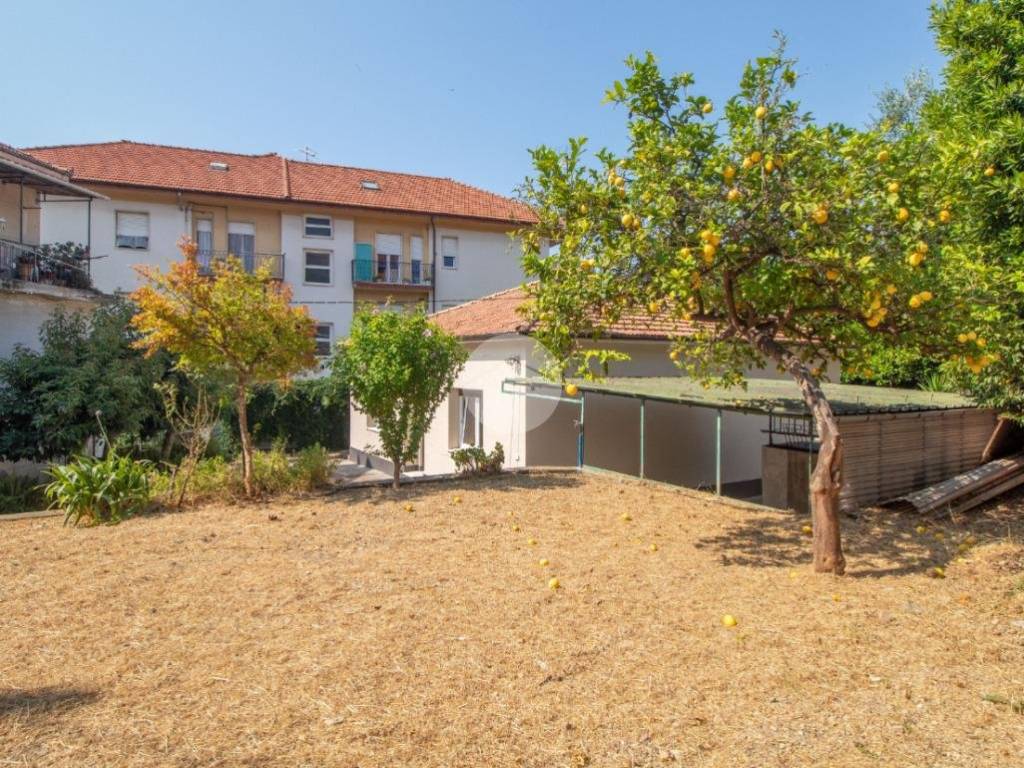 Casa indipendente a Imperia in Via Cesare Battisti, 146 - Foto 5