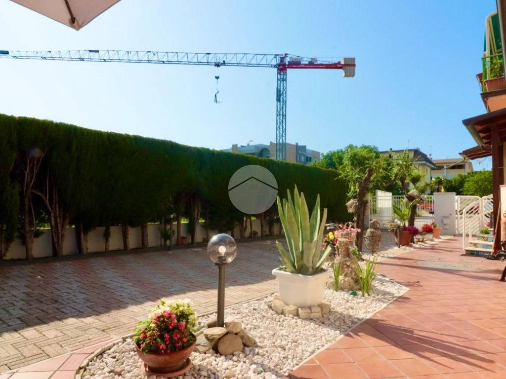 Appartamento a San benedetto del tronto in Via del Correggio, 41 - Foto 4