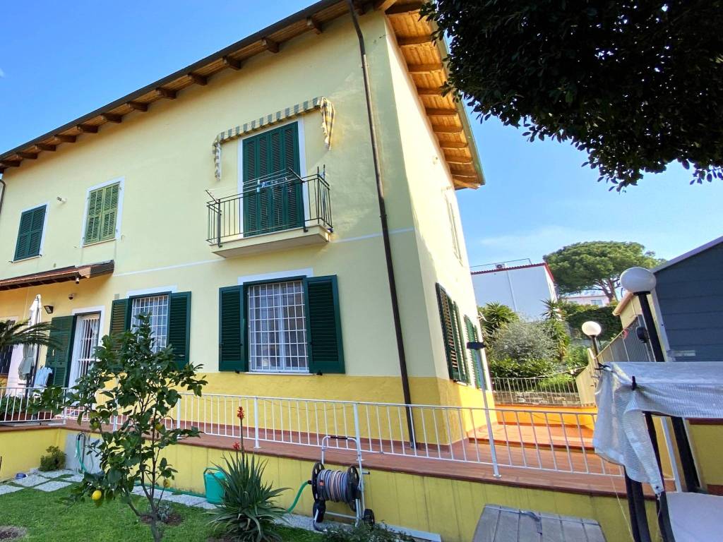 Villa a Diano marina in Via Monade, 9 - Foto 4