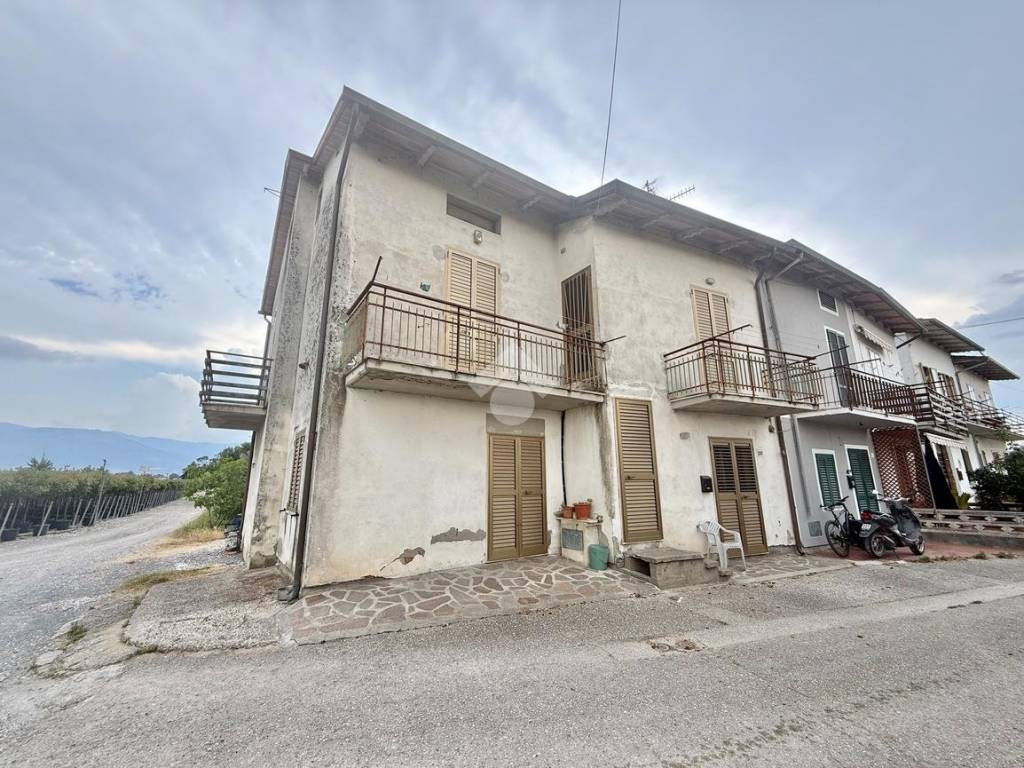 Casa indipendente a Agliana in VIA Bineria, 20 - Foto 2