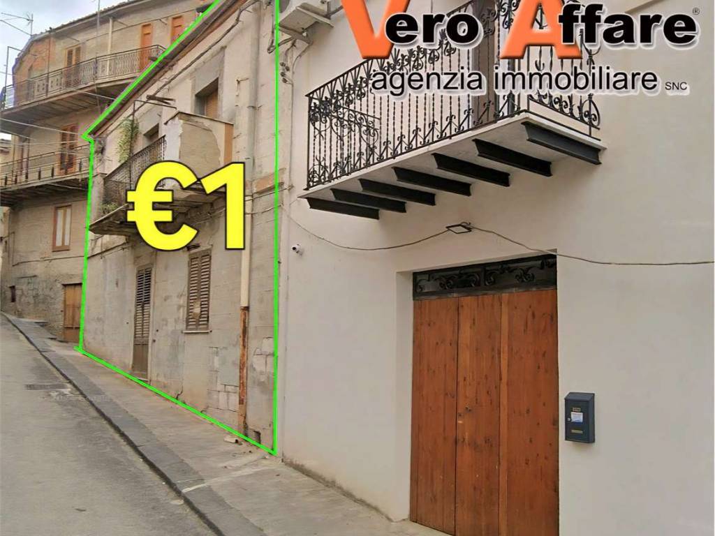 Casa indipendente a Campofranco in Via Amorelli, 16 - Foto 2