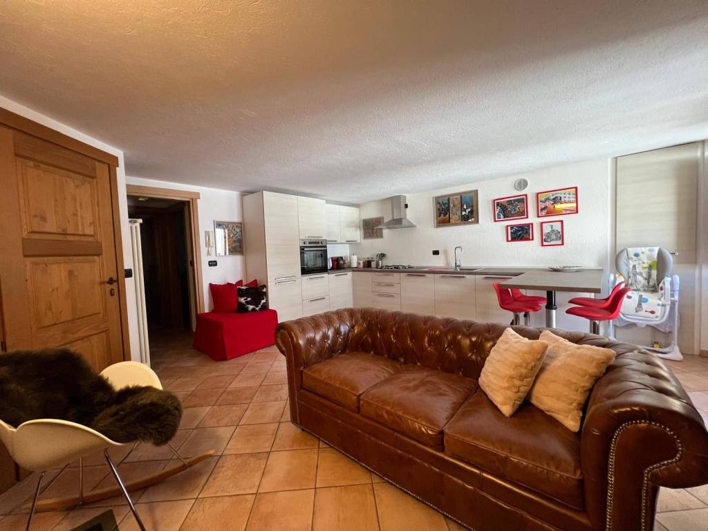 Appartamento a Courmayeur in via della Brenva - Foto 2