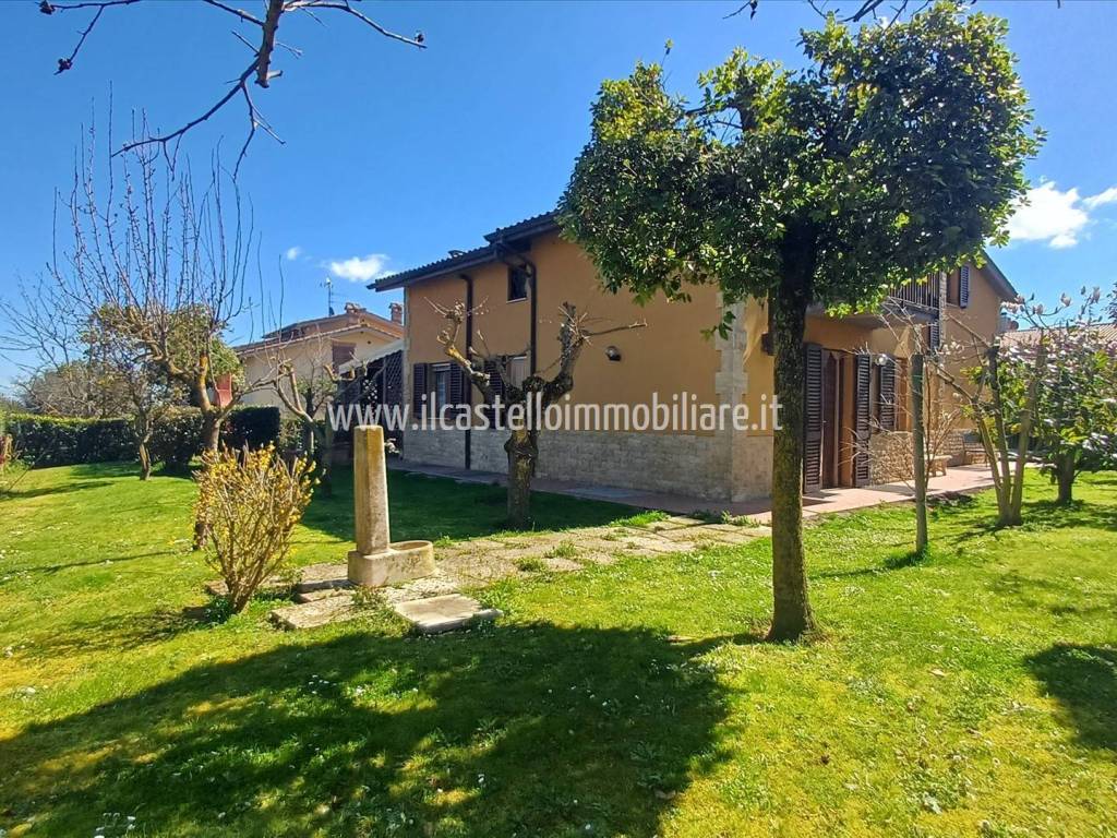 Villa a Sarteano in via Del Sorbo, 20 - Foto 2
