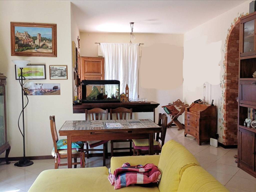 Casa indipendente a Casole d'elsa in piazza Lucchetti, 1 - Foto 3