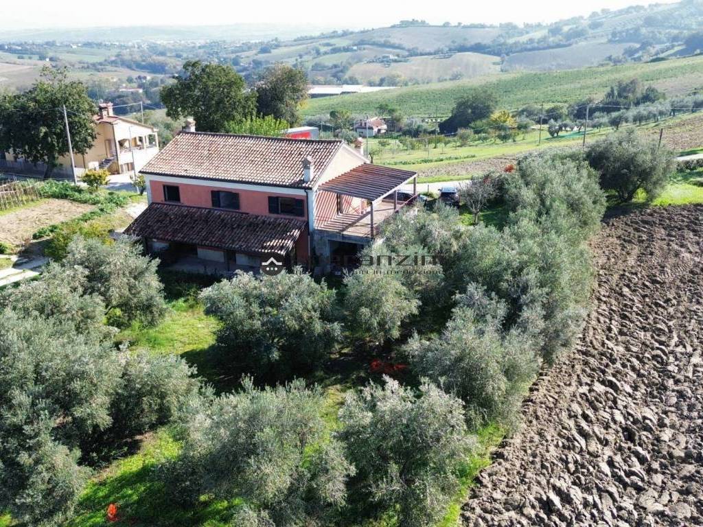 Rustico / casale a Cartoceto in via Sant'Anna 91 , - Foto 2