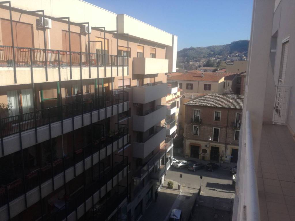 Appartamento a Cosenza in Corso Giuseppe Mazzini - Foto 3