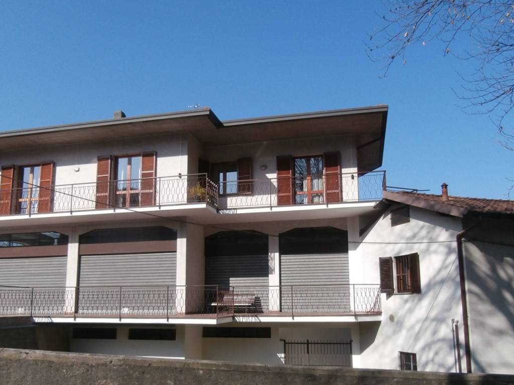 Casa indipendente a Calolziocorte in Via Arienti - Foto 2