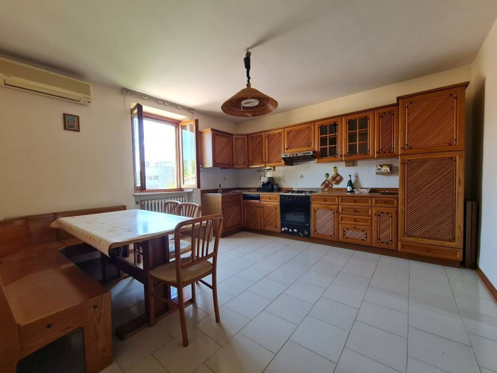 Villa a Castelbellino in Via Pantiere - Foto 5