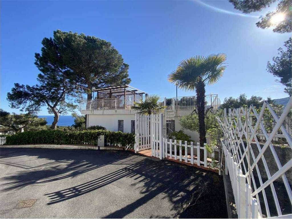 Villa a Andora in VIALE OLANDA, 95 - Foto 5