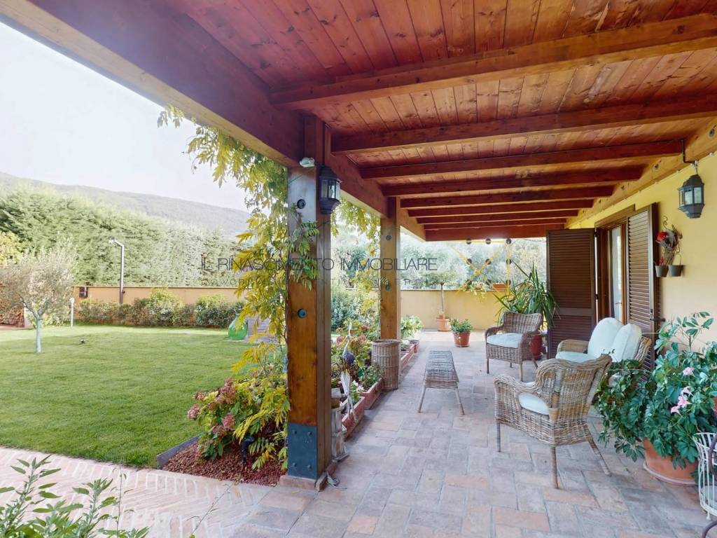 Villa a Assisi in Via Romana, 82 - Foto 2