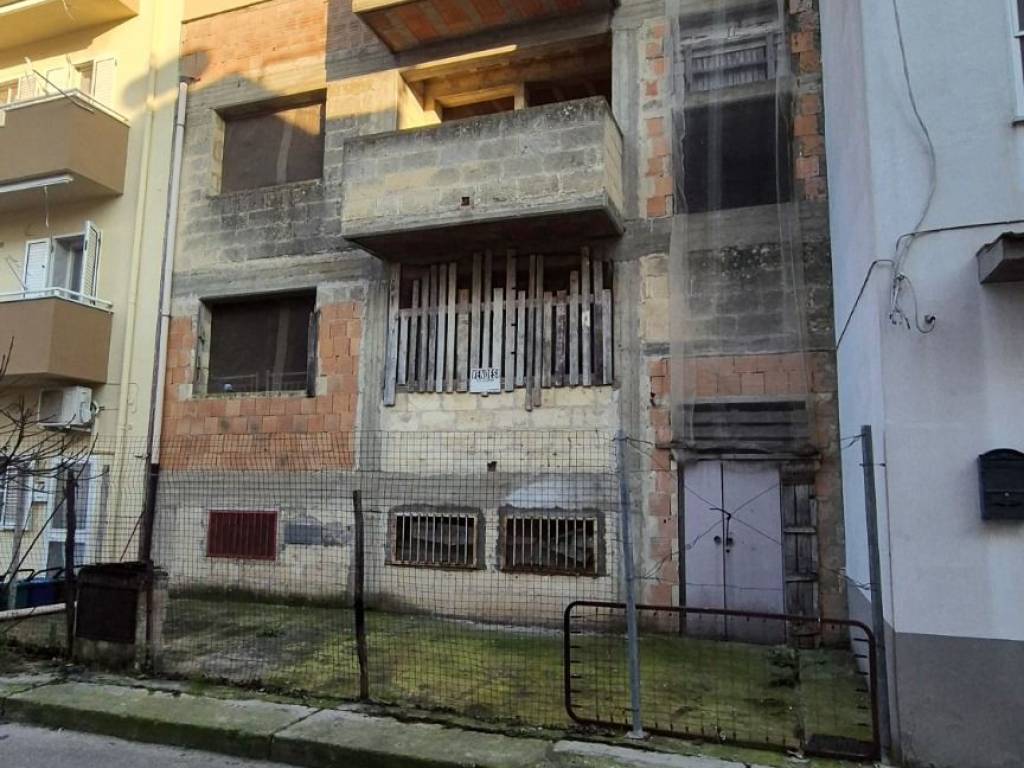 Palazzo / stabile a Bernalda in Via Michelangelo Buonarroti, 103 - Foto 2