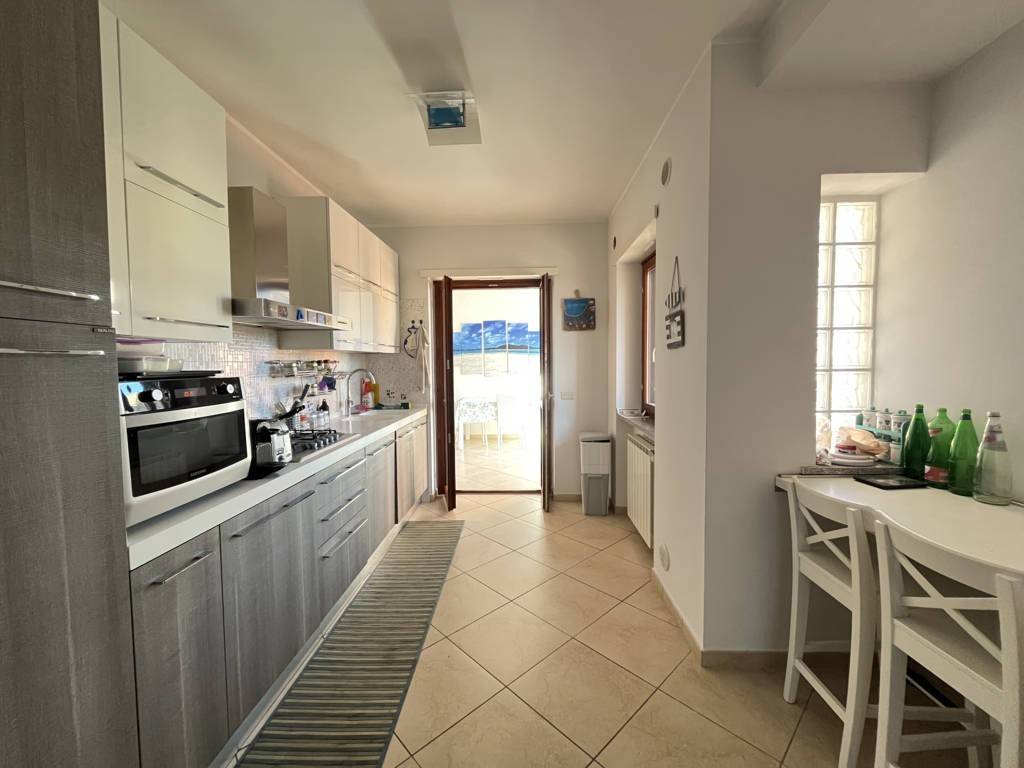 Appartamento a Fondi in Via Spinete Prima Tratto 3 - Foto 4