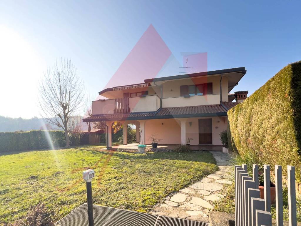 Villa a La valletta brianza in Via Albareda, 60 - Foto 2