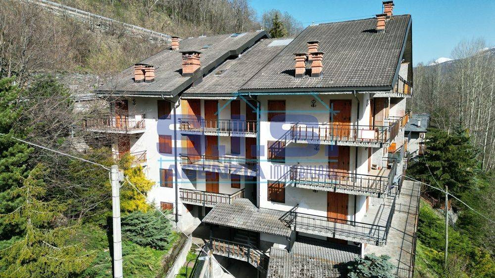 Appartamento a Casteldelfino in Via Pontechianale, 66 - Foto 2