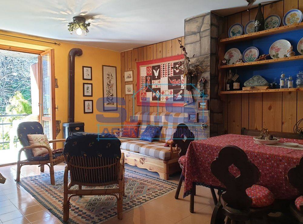 Appartamento a Casteldelfino in Via Pontechianale, 66 - Foto 5