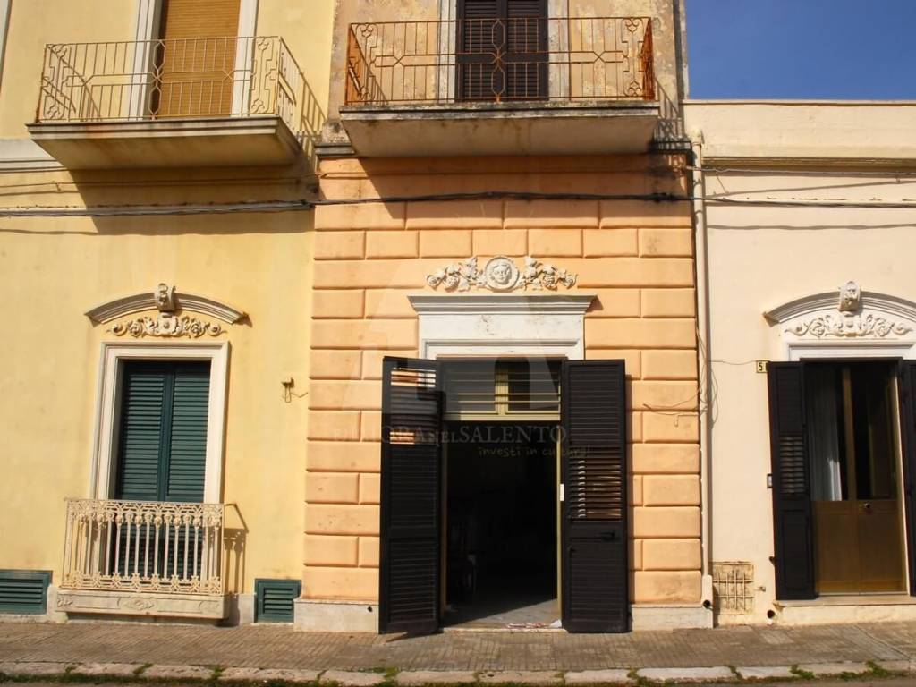 Casa indipendente a Presicce-acquarica in Via Giuseppe Mazzini, 47 - Foto 2