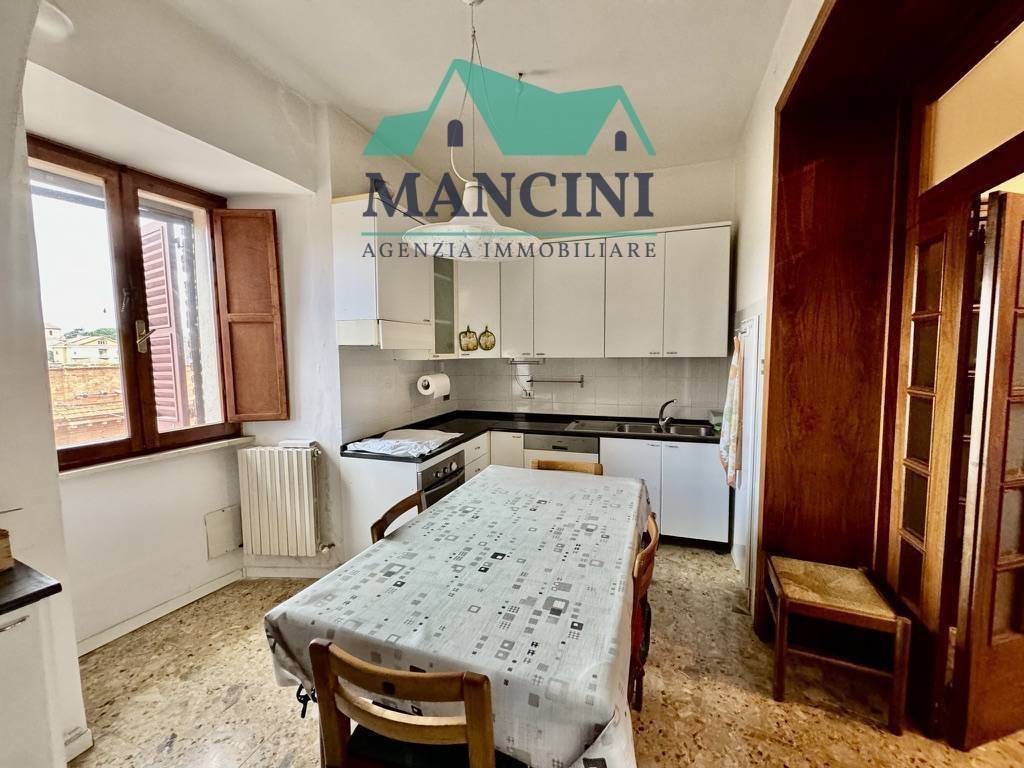 Appartamento a Jesi in VIA DEGLI OREFICI - Foto 3