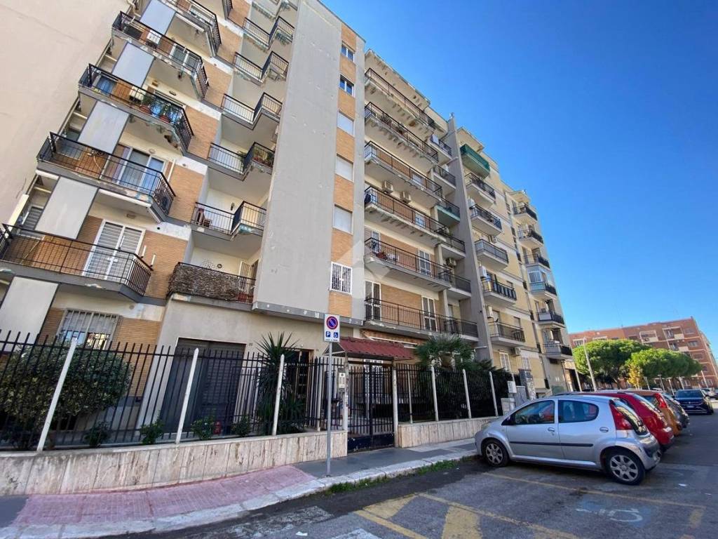 Appartamento a Bari in Via Papa Urbano VI, 24 - Foto 3