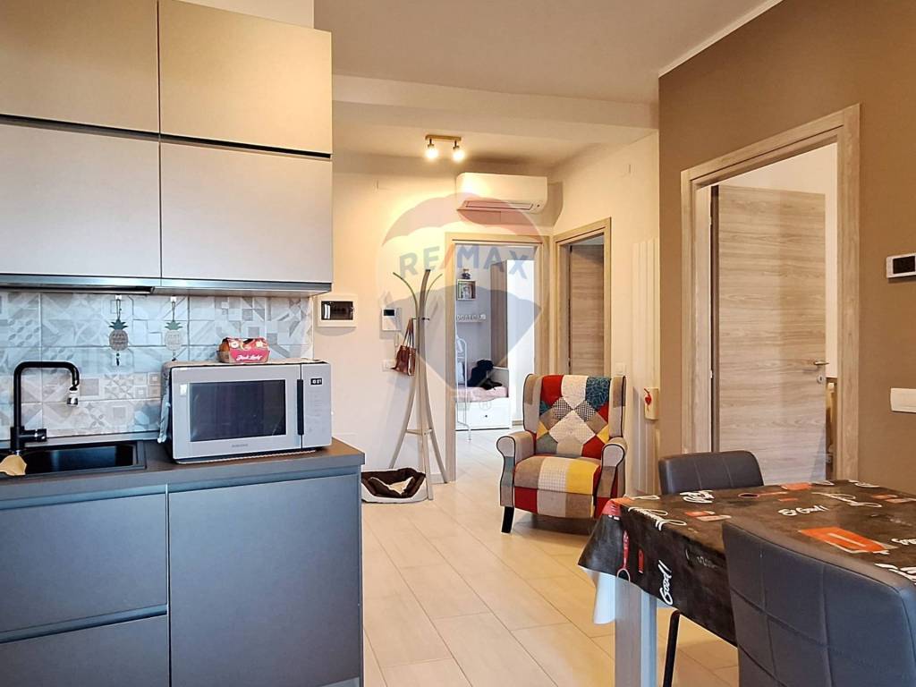 Appartamento a Tradate in Rodolfo Morandi - Foto 4