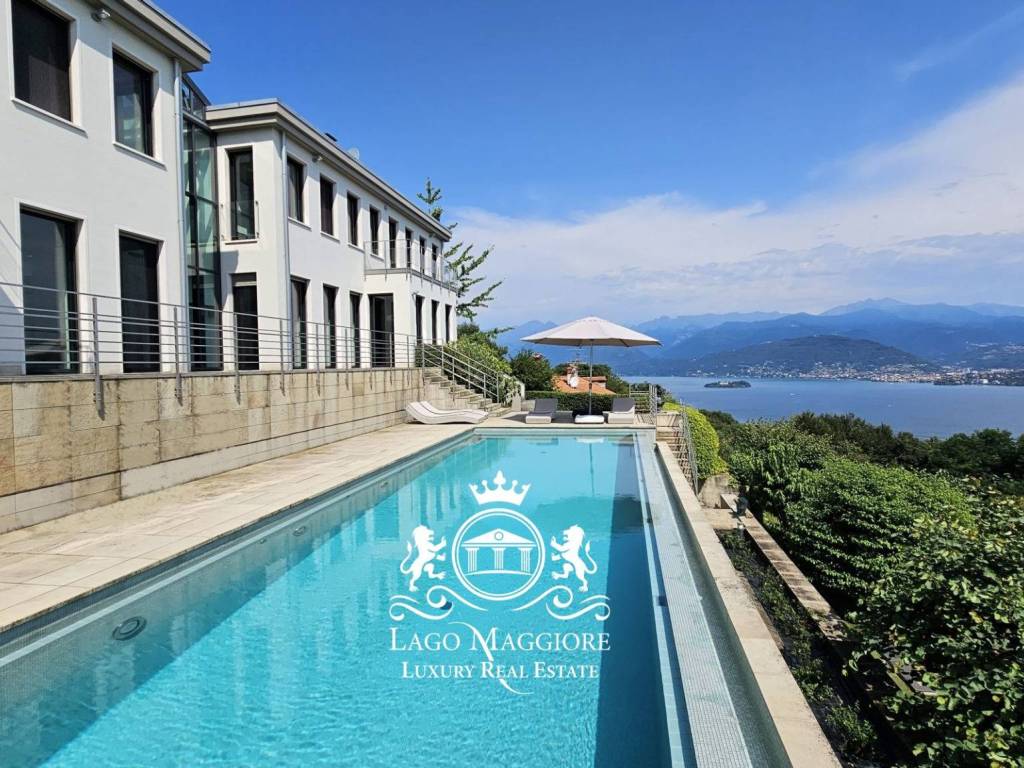 Villa a Stresa in Via per Stresa - Foto 2
