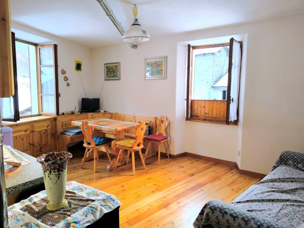 Appartamento a Lanzada in Via Tornadri - Foto 3