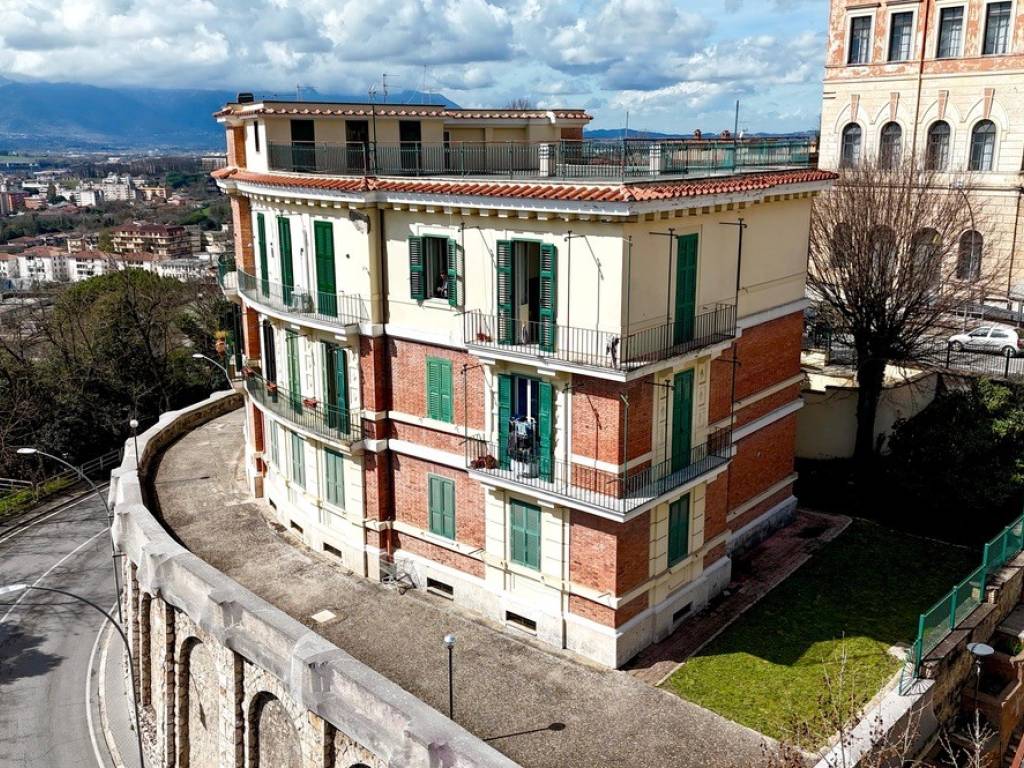 Appartamento a Frosinone in Viale Giuseppe Mazzini, 28 - Foto 4