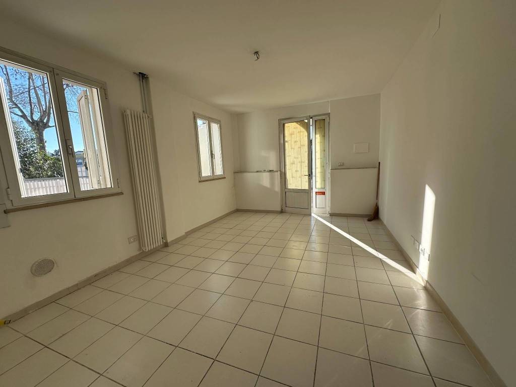 Appartamento a Udine in Viale Palmanova, 108 - Foto 2