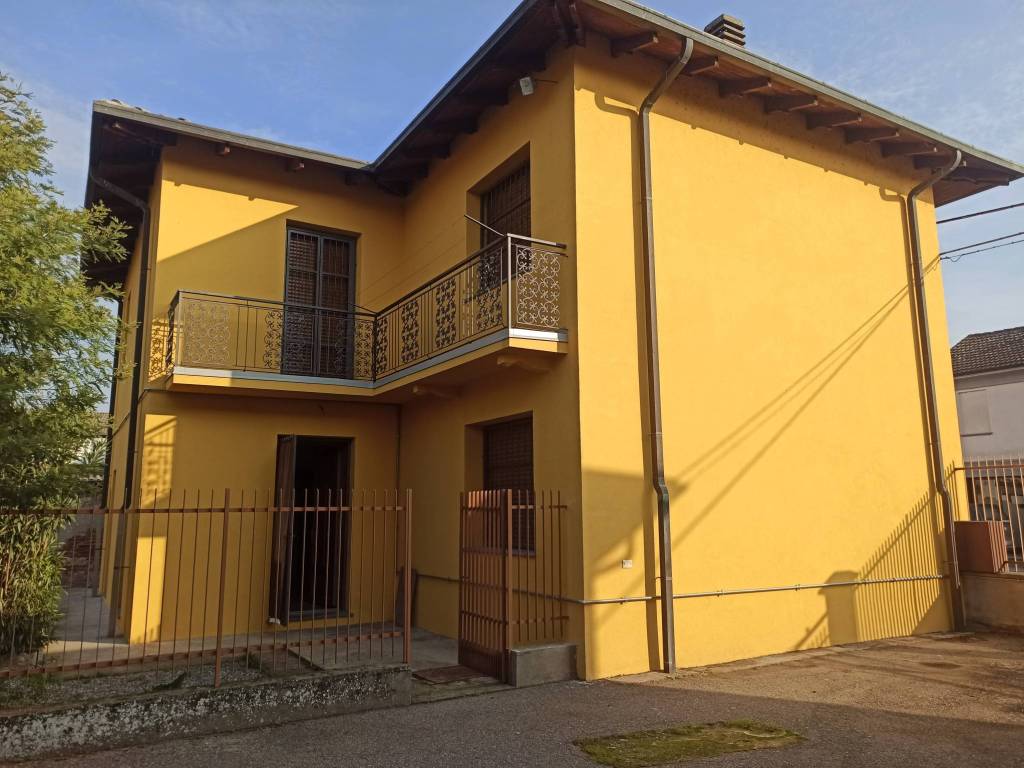 Villa a Oldenico in Via Provinciale, 12 - Foto 2