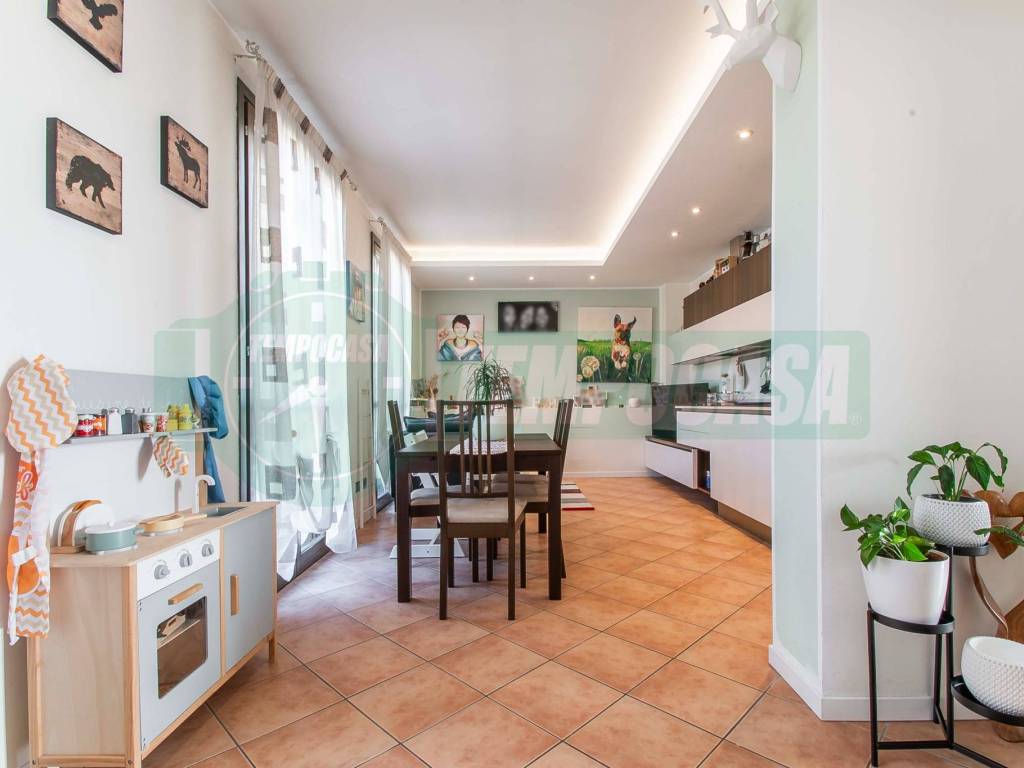 Appartamento a Uboldo in Vicolo Zara, 1 - Foto 2