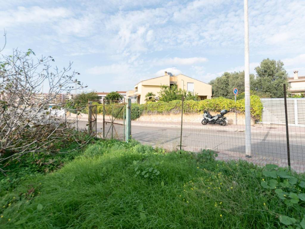 Terreno a Cagliari in Via Barracca Manna - Foto 2