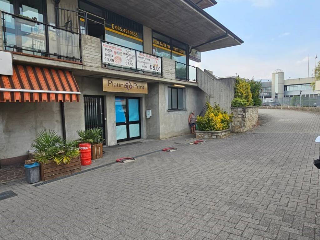 Immobile a Terno d'isola in Via Enrico Fermi, 2 - Foto 1