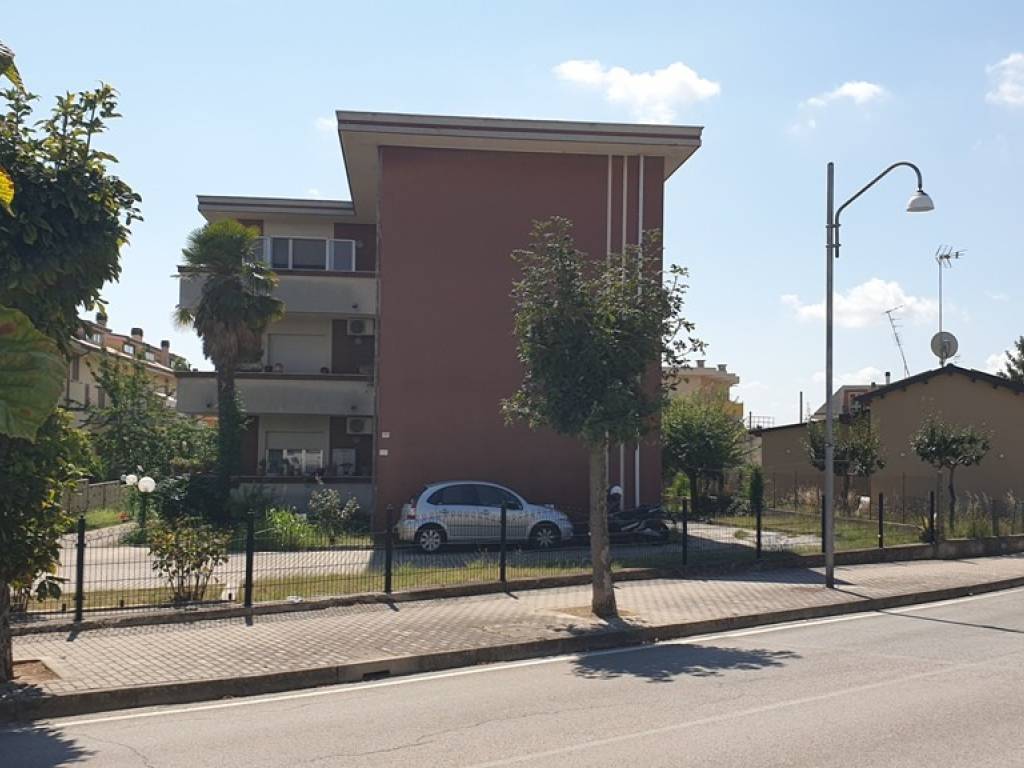 Appartamento a Nereto in Viale Roma, 153 - Foto 2
