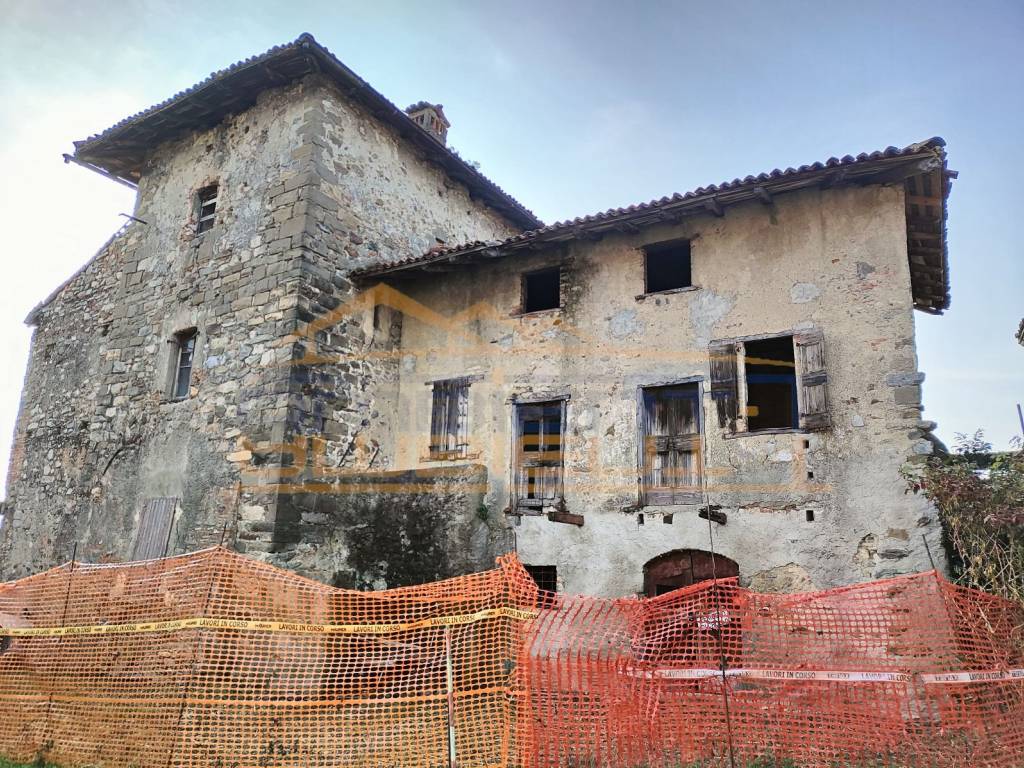 Rustico / casale a Cisano bergamasco in Via Costantino Beltrami - Foto 1