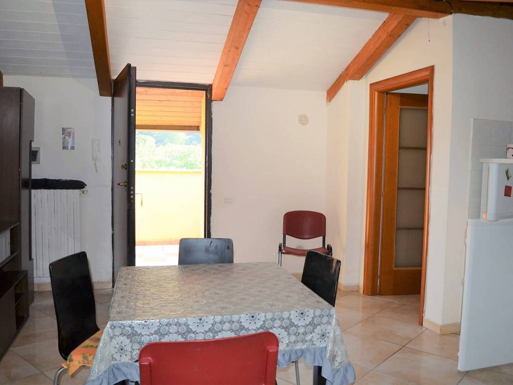 Appartamento a Baronissi in Via Gioacchino Rossini - Foto 2