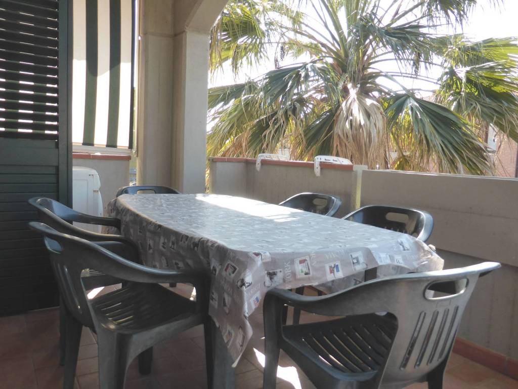 Appartamento a Follonica in Via Litoranea - Foto 2