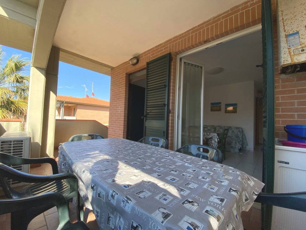 Appartamento a Follonica in Via Litoranea - Foto 3