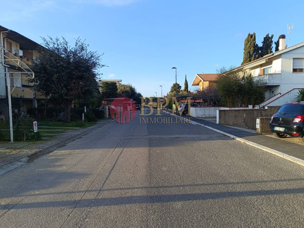 Terreno a Castagneto carducci in Via Napoli, 46 - Foto 2